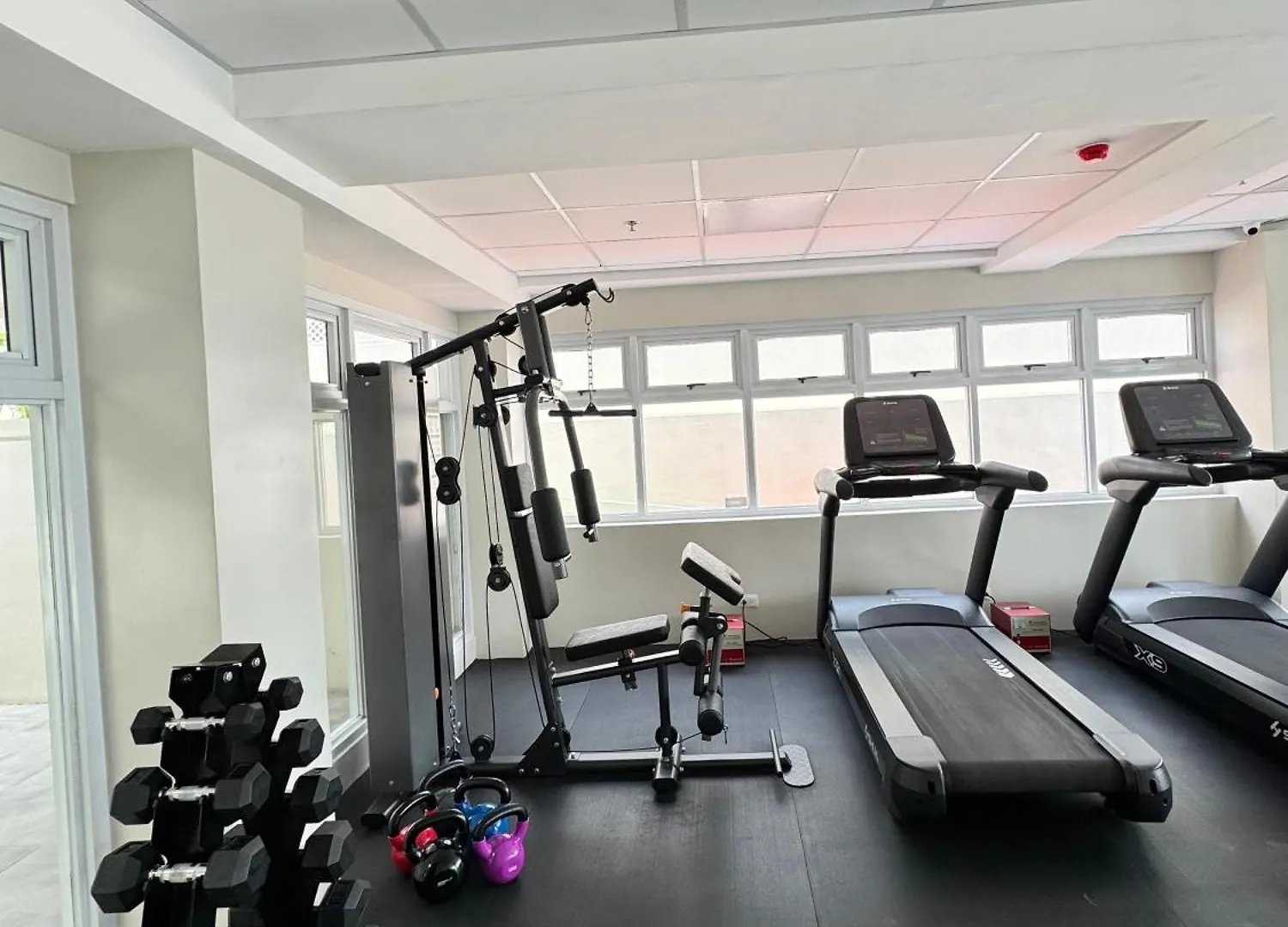 Vivaldi Residences Near Roxas Night Market, Davao City
