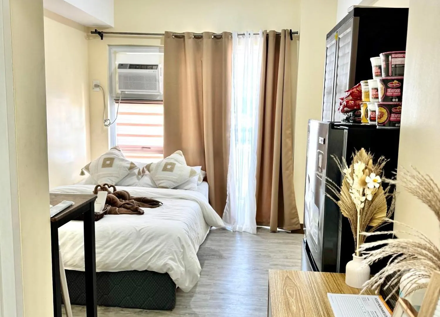 Vivaldi Residences Near Roxas Night Market, Davao City 아파트호텔